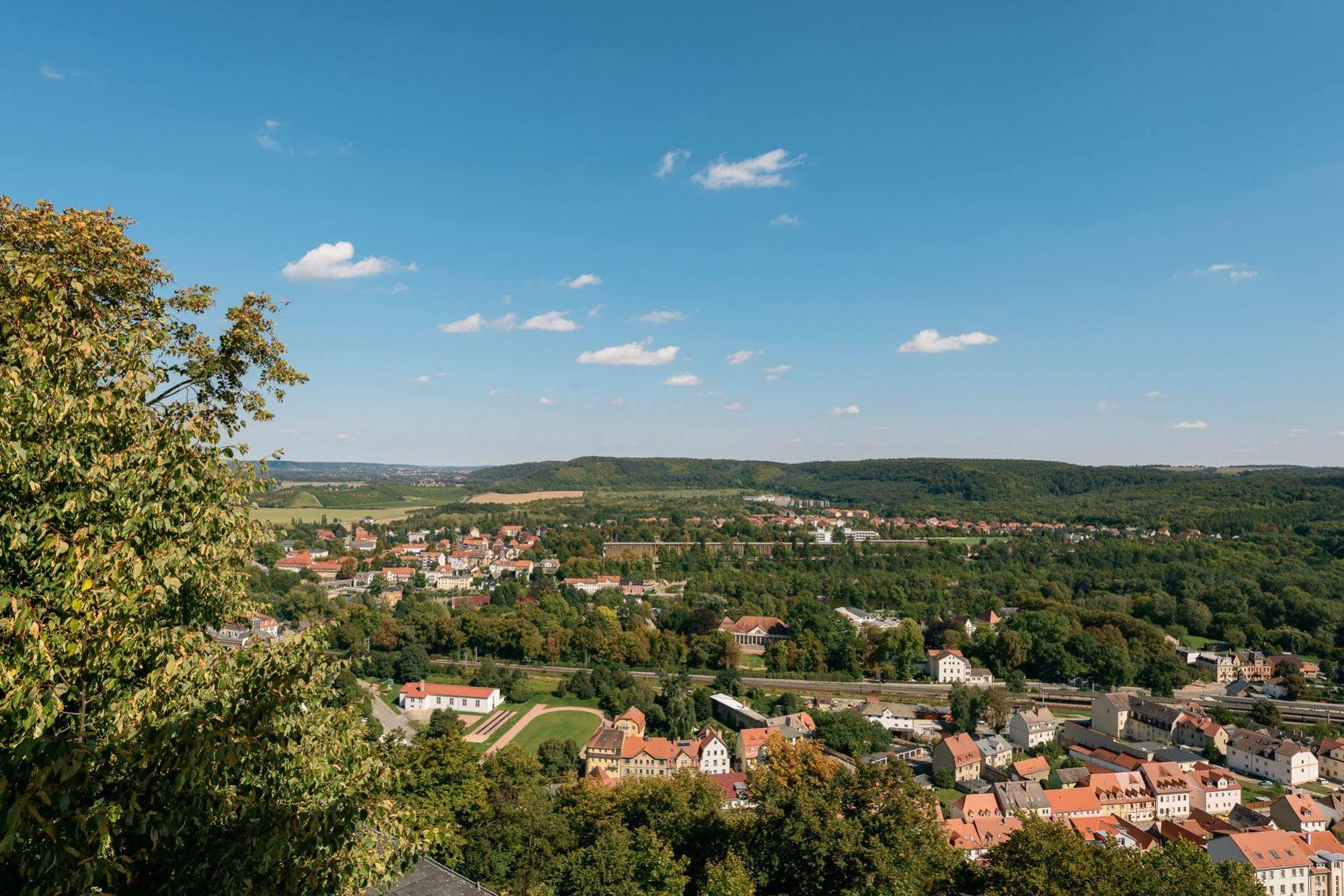 באד קוזן Berghotel Wilhelmsburg מראה חיצוני תמונה